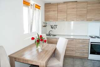 Апартаменты Apartments Siesta Тиват Апартаменты с видом на море-25